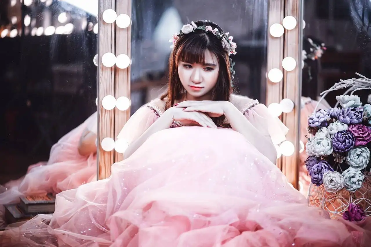 Fashion and Virtual Influencers: The Rise of Digital Style Icons